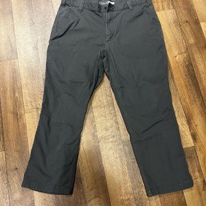 40x30 Carhartt Rugged Flex Relaxed Duck Utility Work Pant
103279 GVL
Grey Gravel